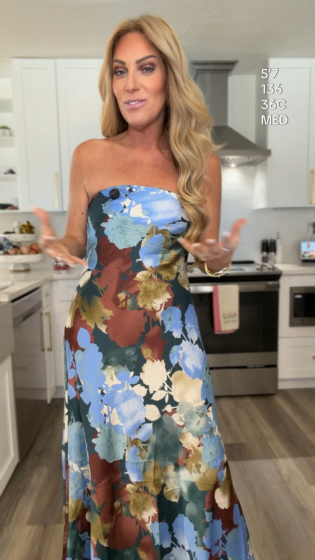 The back of this dress is everything 😍

Perfect wedding guest dress for a spring or summer wedding. True to size  

#LTKOver40 #LTKWedding #LTKMidsize