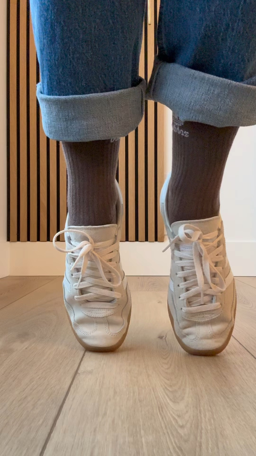 Adidas handball spezial wonder white gum 

#LTKShoeCrush #LTKWorkwear