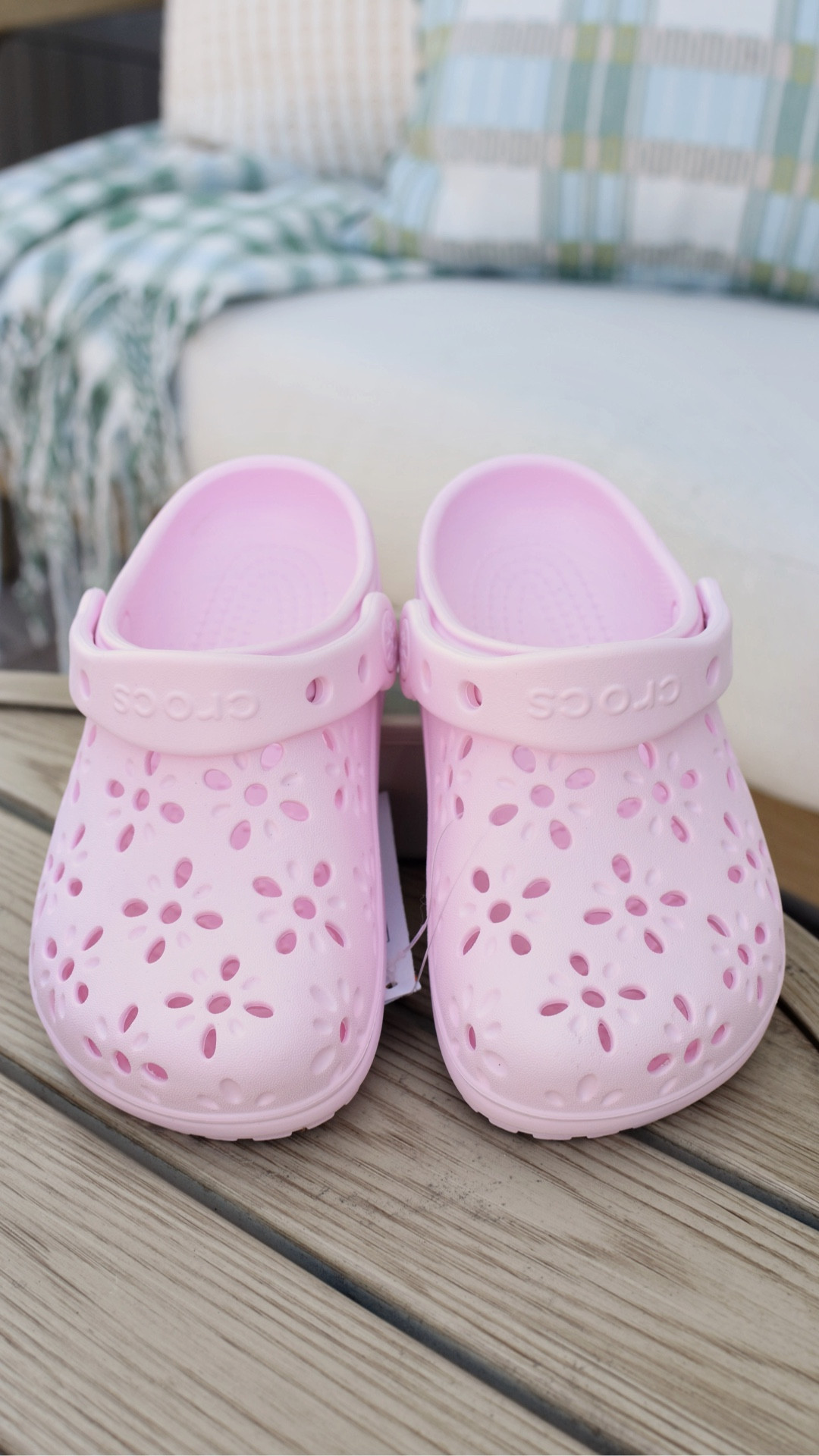 Spring break = spring crocs 🌸

Use code GET30 for 30% off and free shipping!! Works on sale items, too!

#LTKootd #LTKKids #LTKmomlife