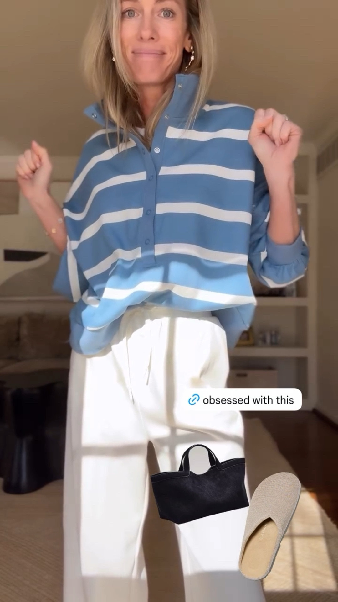 Size m sweatshirt and small pants! 