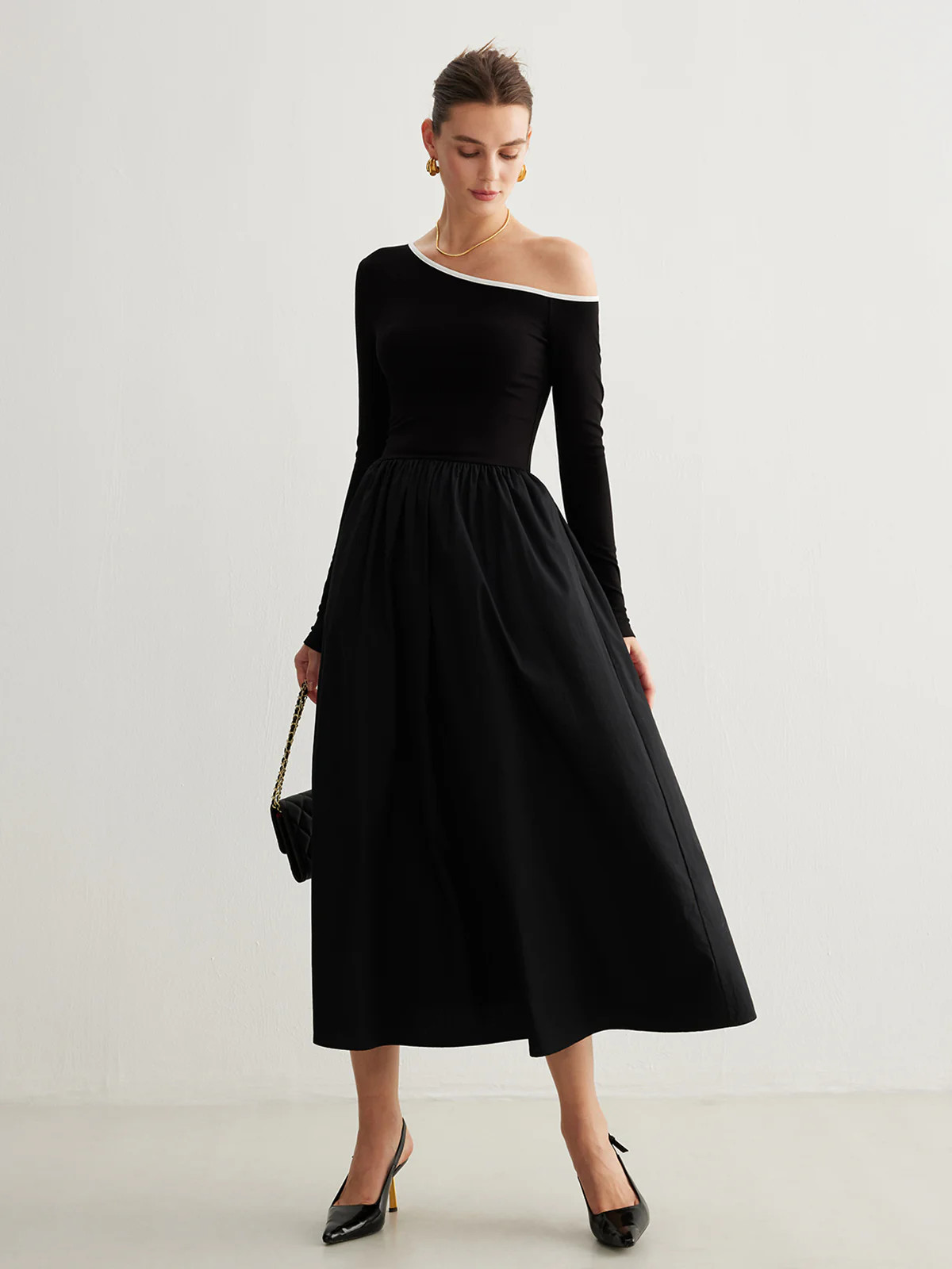 Cold-Shoulder Pockets Panel Dress Without Belt | Commense