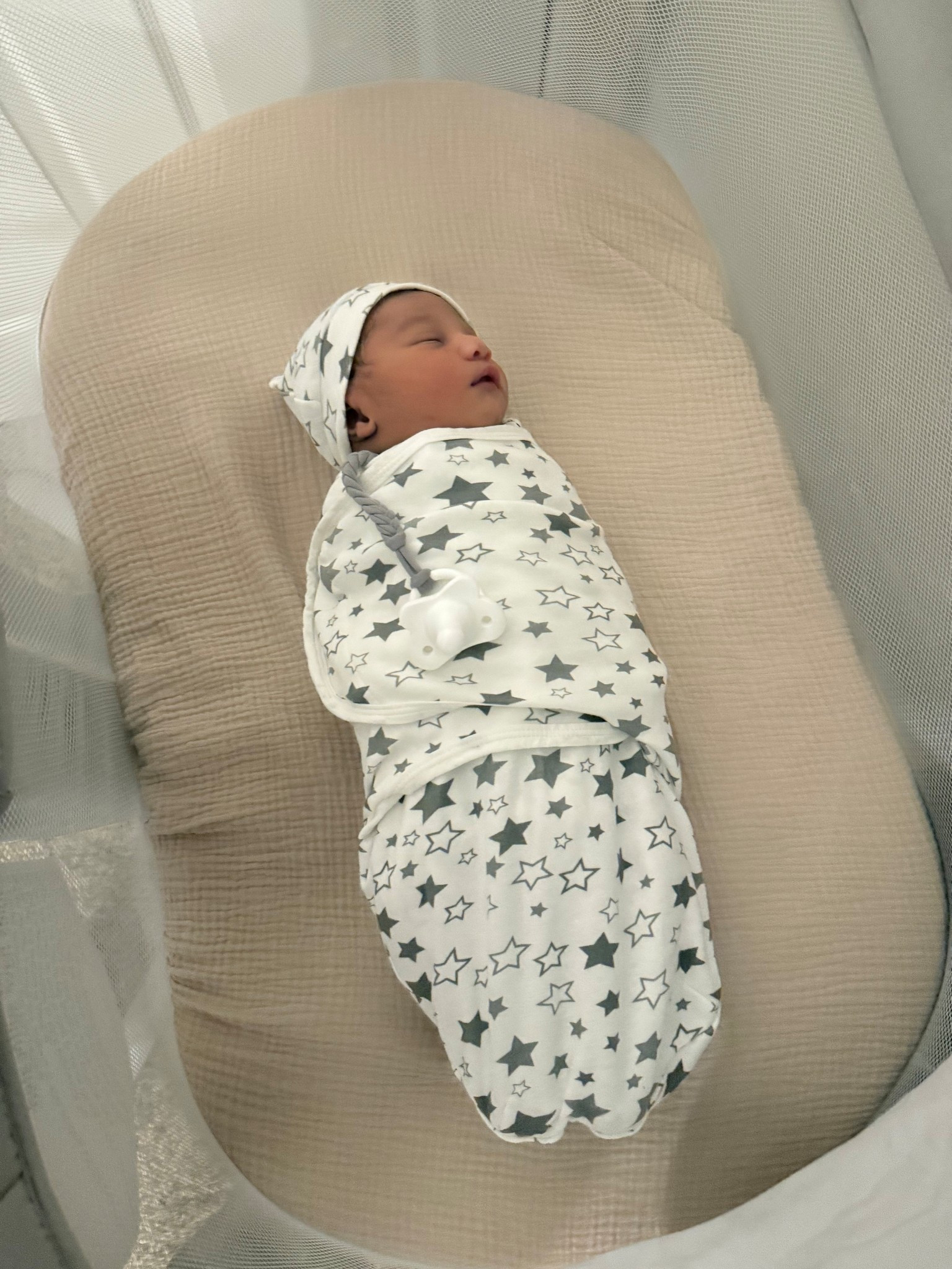 Help me welcome my son and follow along to see what baby products are most helpful while in the newborn trenches!!


Having the HALO Bassinet right beside the bed has been a total game changer for those middle-of-the-night feedings and diaper changes. Being able to swivel baby close without getting up makes it so much easier (especially post-delivery), and the mesh sides give peace of mind for safe sleep. It’s been a huge help during these early newborn days!

#LTKBaby #LTKKids #LTKFamily