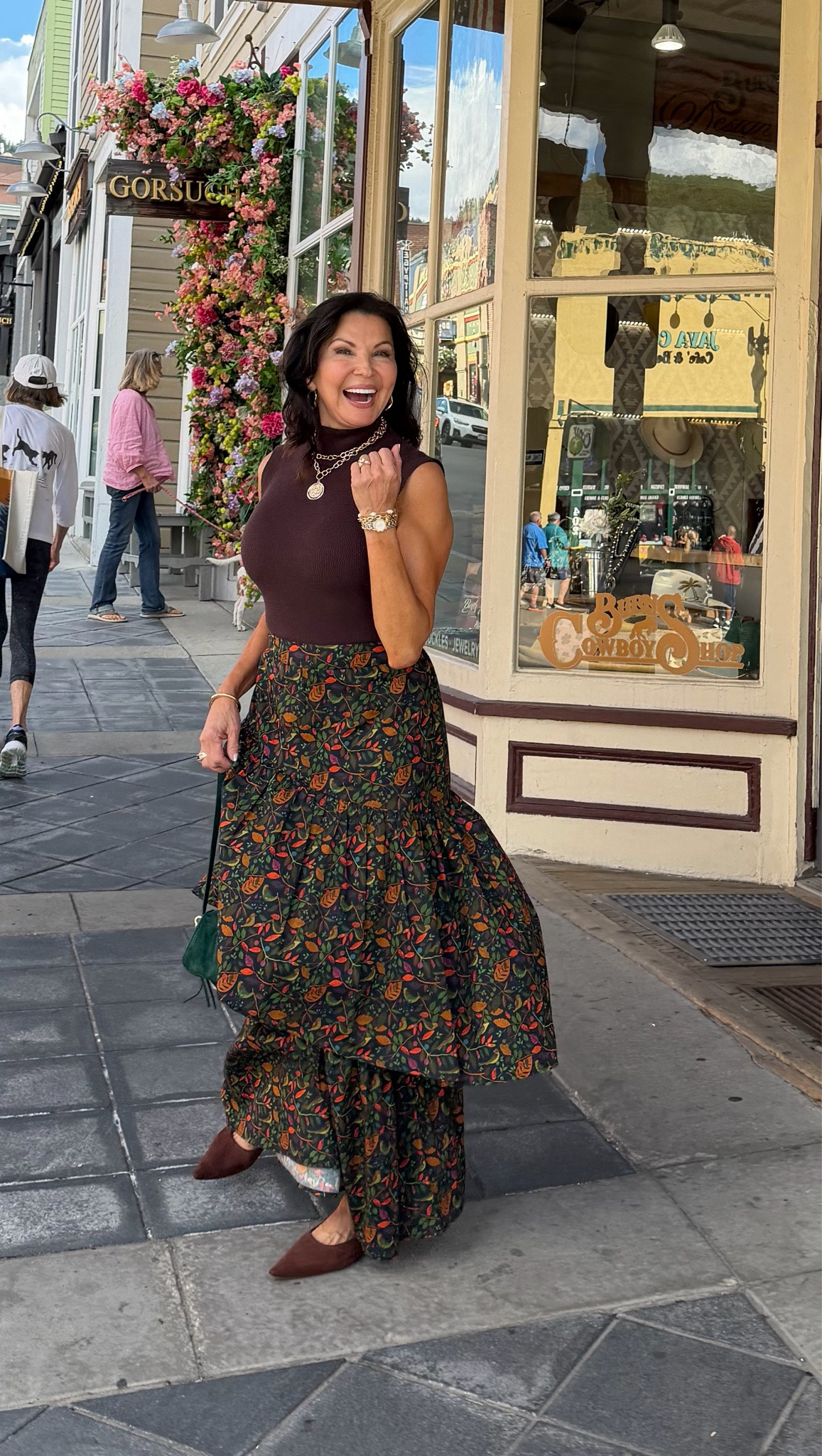 Wearing Avara in the mountains!

#LTKdayinmylife #LTKootd #LTKTravel