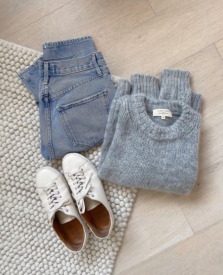 Weekend style and spring outfit inspo 〰️ grey sweater, light blue denim and sneakers 🤍

#LTKstyletip #LTKSeasonal #LTKshoecrush