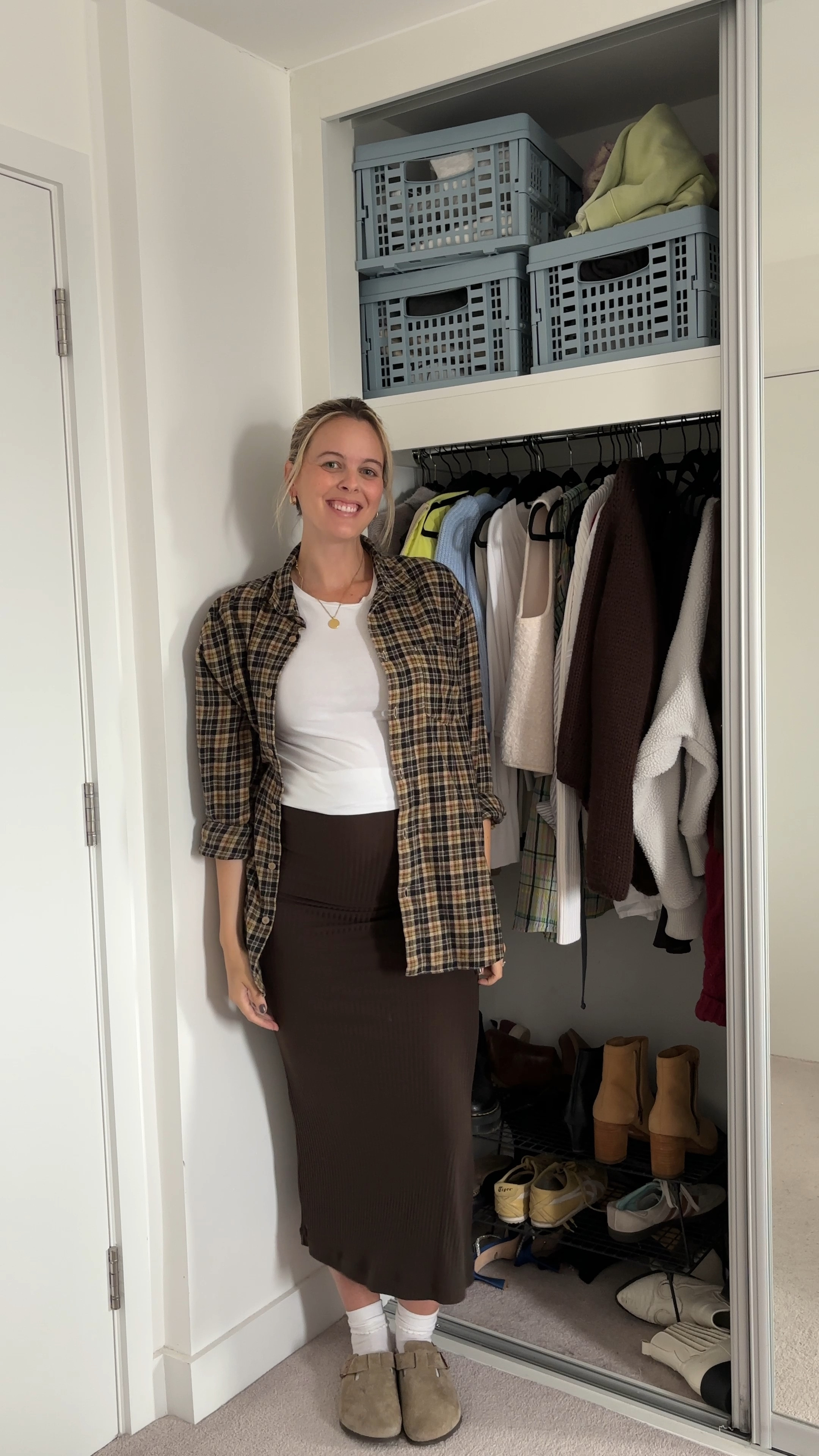 Today’s maternity outfit — stole the flannel from my husband! Sharing for outfit inspo and linking similar styles :) 

#LTKautumn #LTKmaternity #LTKeurope