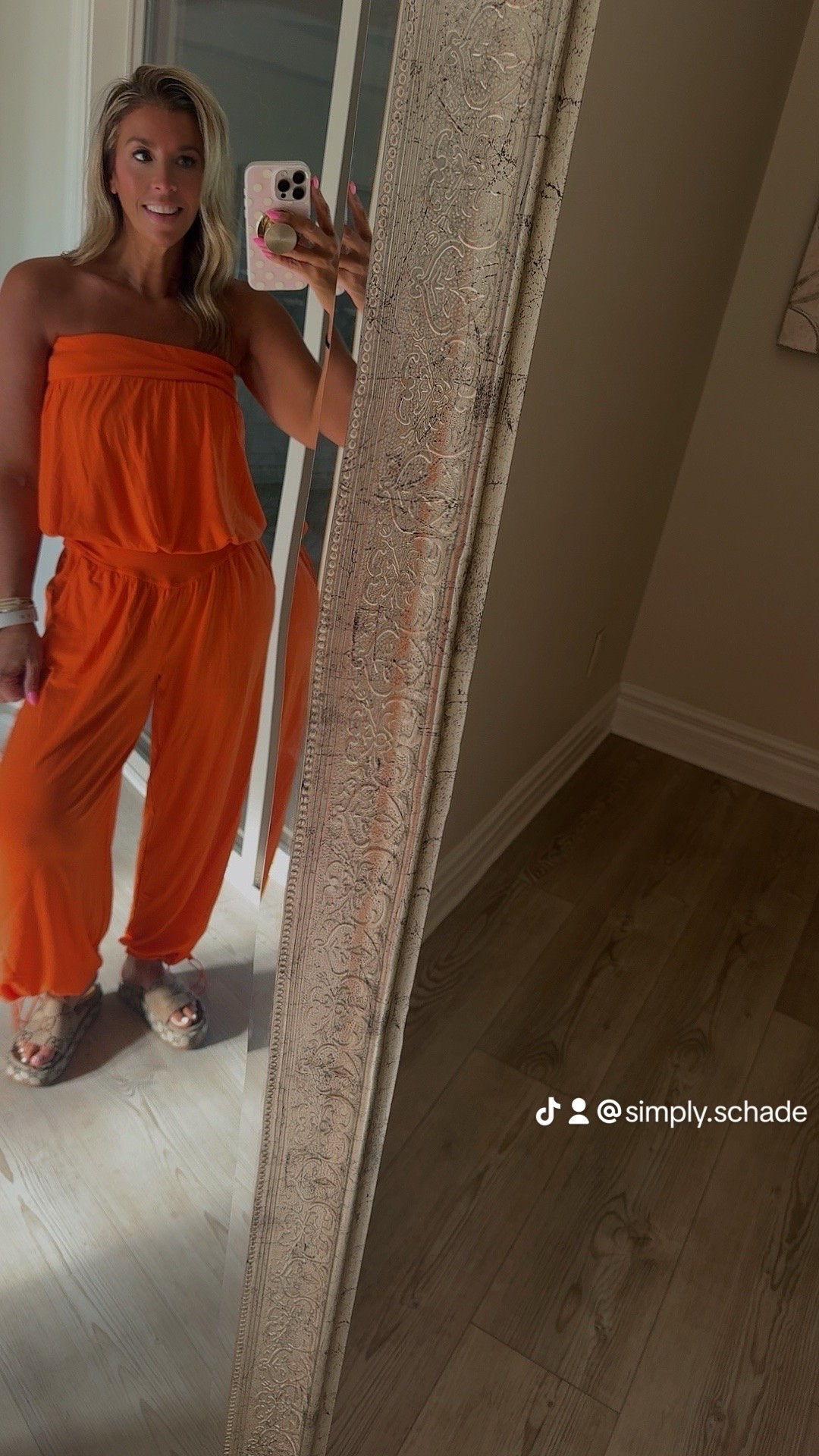 This two-piece set is SO cute! 🧡 The flowy wide-leg pants + strapless bubble top make it look effortlessly put together while still being comfy. Perfect for vacation, dinner, or a summer night out—and it’s an Amazon find! ✨
Shop it through my LTK! 🛍️
#LTKStyle #LTKFashion #AmazonFashion #AmazonFinds #TwoPieceSet #SummerStyle #VacationOutfit

#LTKgrwm #LTKdayinmylife #LTKootd