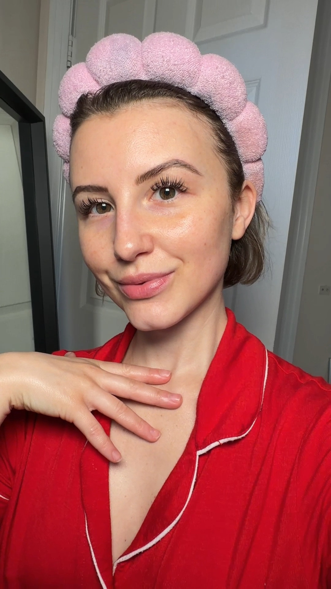 Juicy AM skincare, I have dry skin but this could work for all types as these products are very light 

#LTKFindsUnder50 #LTKmorningroutine #LTKselfcare