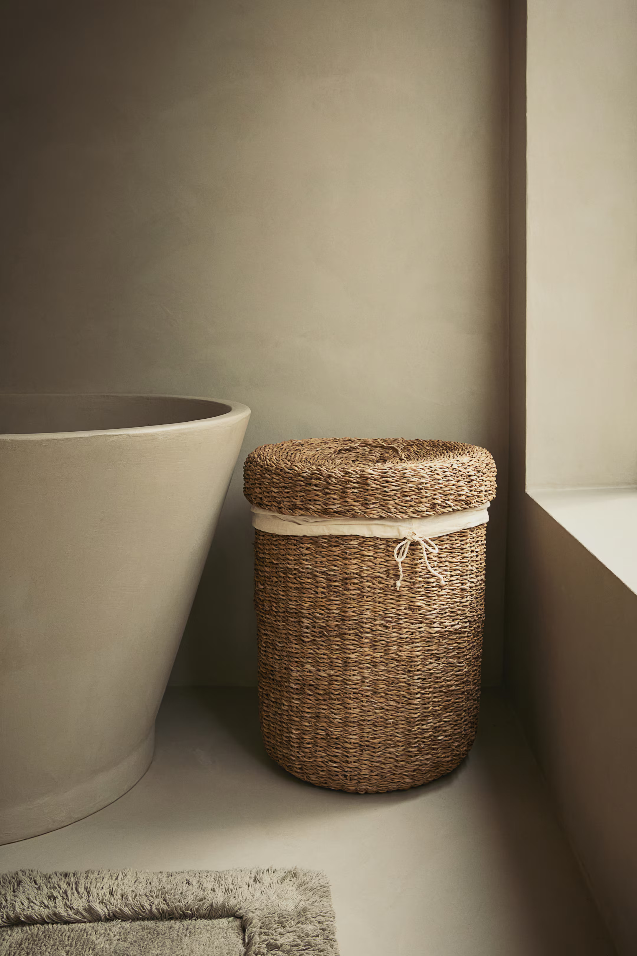 Seagrass Laundry Basket | H&M (US + CA)