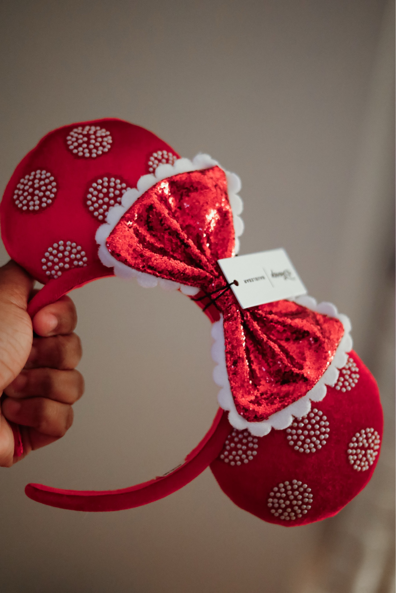 Valentine’s Day Minnie Ears just in time for Galentine’s too 🤍

#LTKFindsUnder50 #LTKMostLoved #LTKGiftGuide