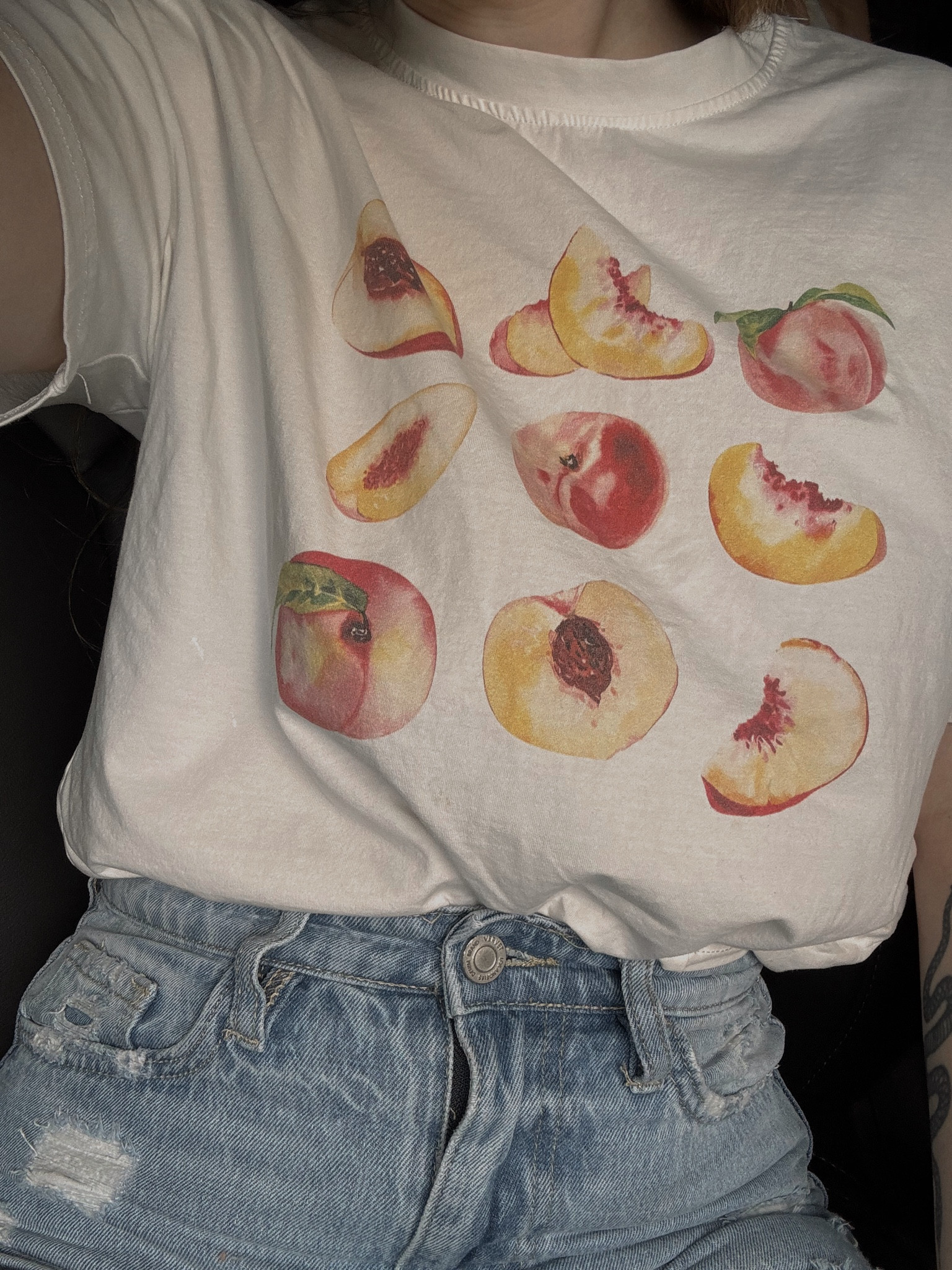 my new favorite tee & under $20 🍑

#LTKfindsunder50