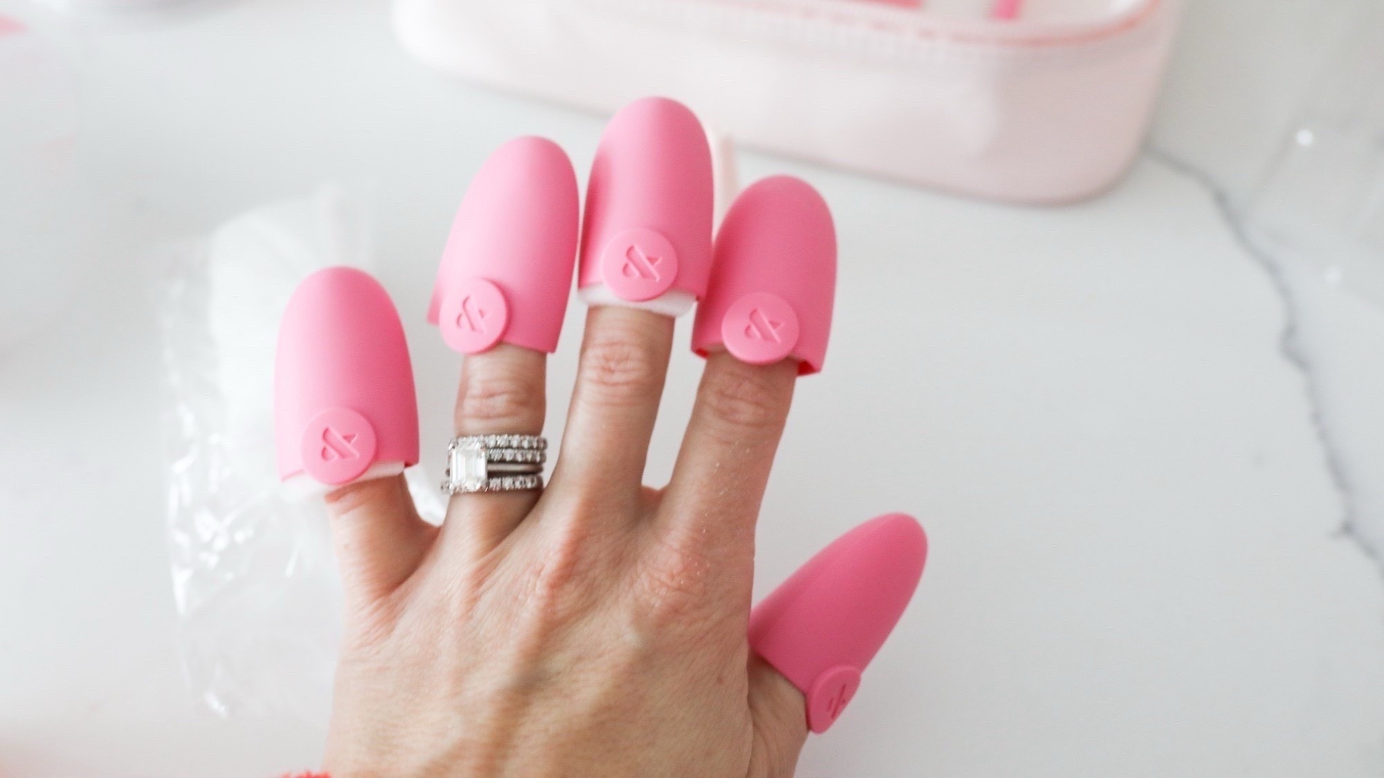 This soak off kit makes my at home manicure so much easier, it helps dry my nails so much faster and keeps the cuticles smooth



Nail polish, nail products, manicure, nail inspo, PaisleyAndSparrow




#LTKBeauty #LTKHome #LTKFindsUnder50