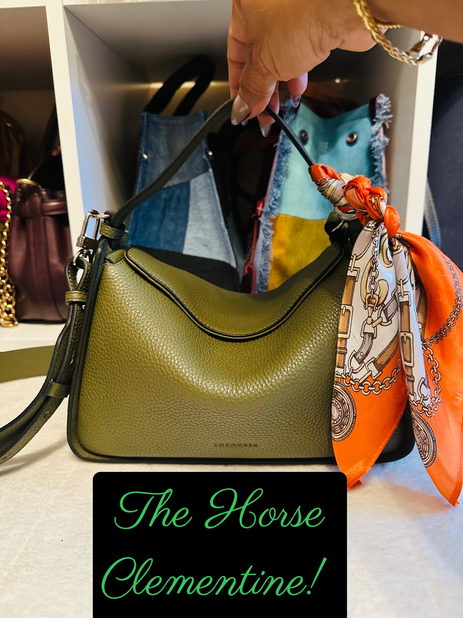 The Horse Clementine handbag is such a CUTE everyday carry! You can carry dress it up or down.  You can carry it by the top handle, or use the strap for a shoulder or crossbody carry! The peeble leather is very soft & supple too! ❤️❤️