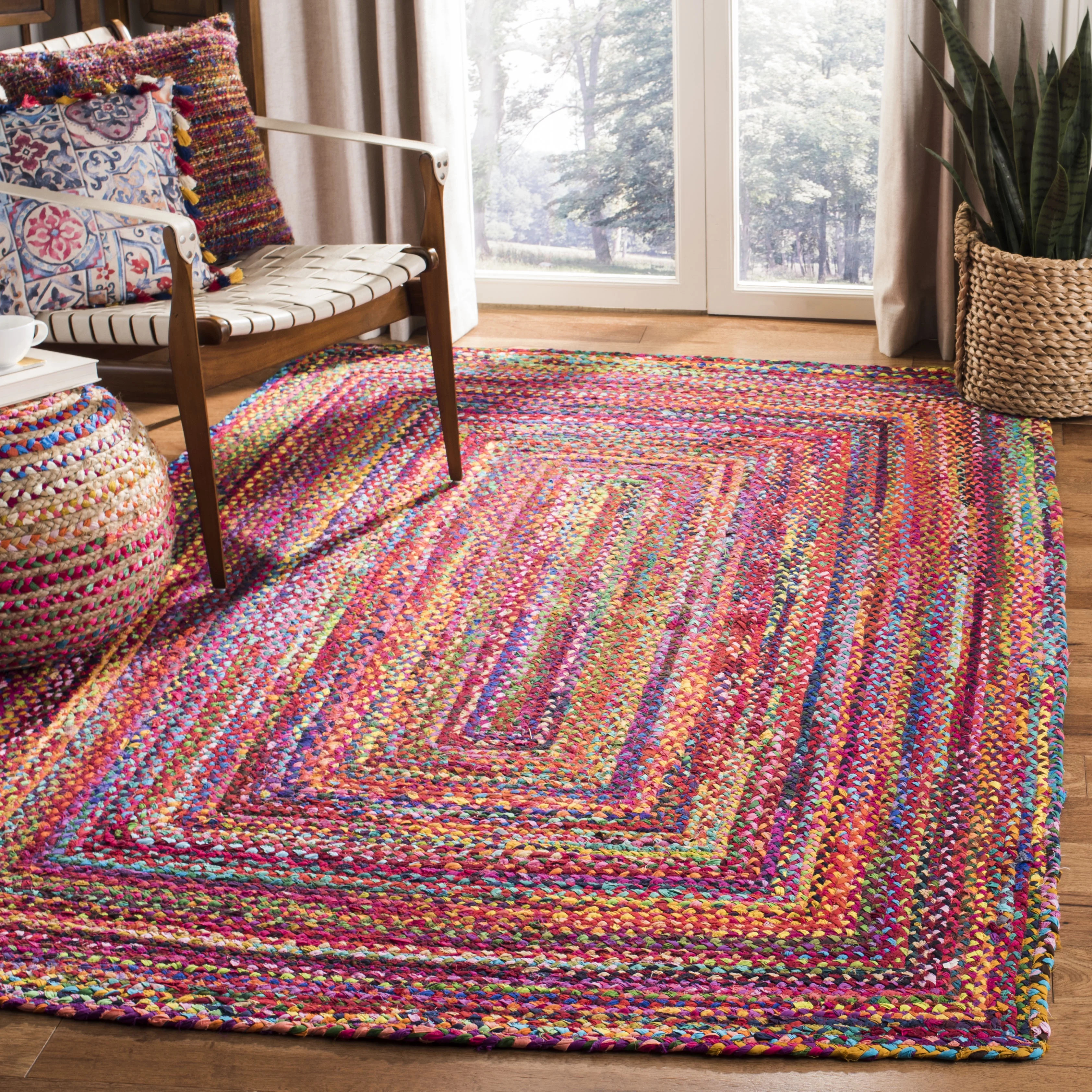 SAFAVIEH Braided Quincy Geometric Cotton Area Rug, Red/Multi, 6' x 9' | Walmart (US)