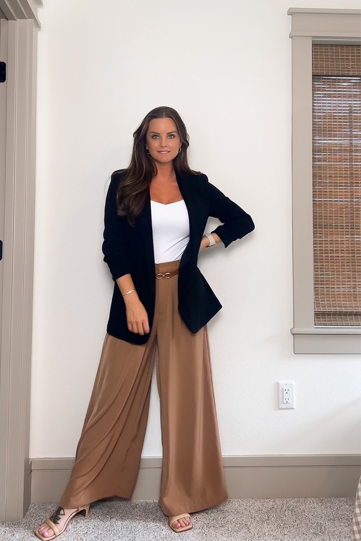 This outfit is perfect for the boardroom, to the bar afterwards and everywhere in between!

#LTKSeasonal #LTKstyletip #LTKsalealert