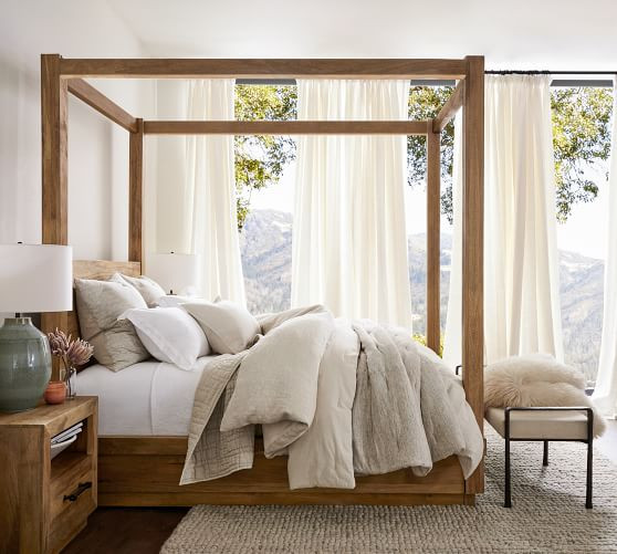 Oakleigh Canopy Bed | Pottery Barn (US)
