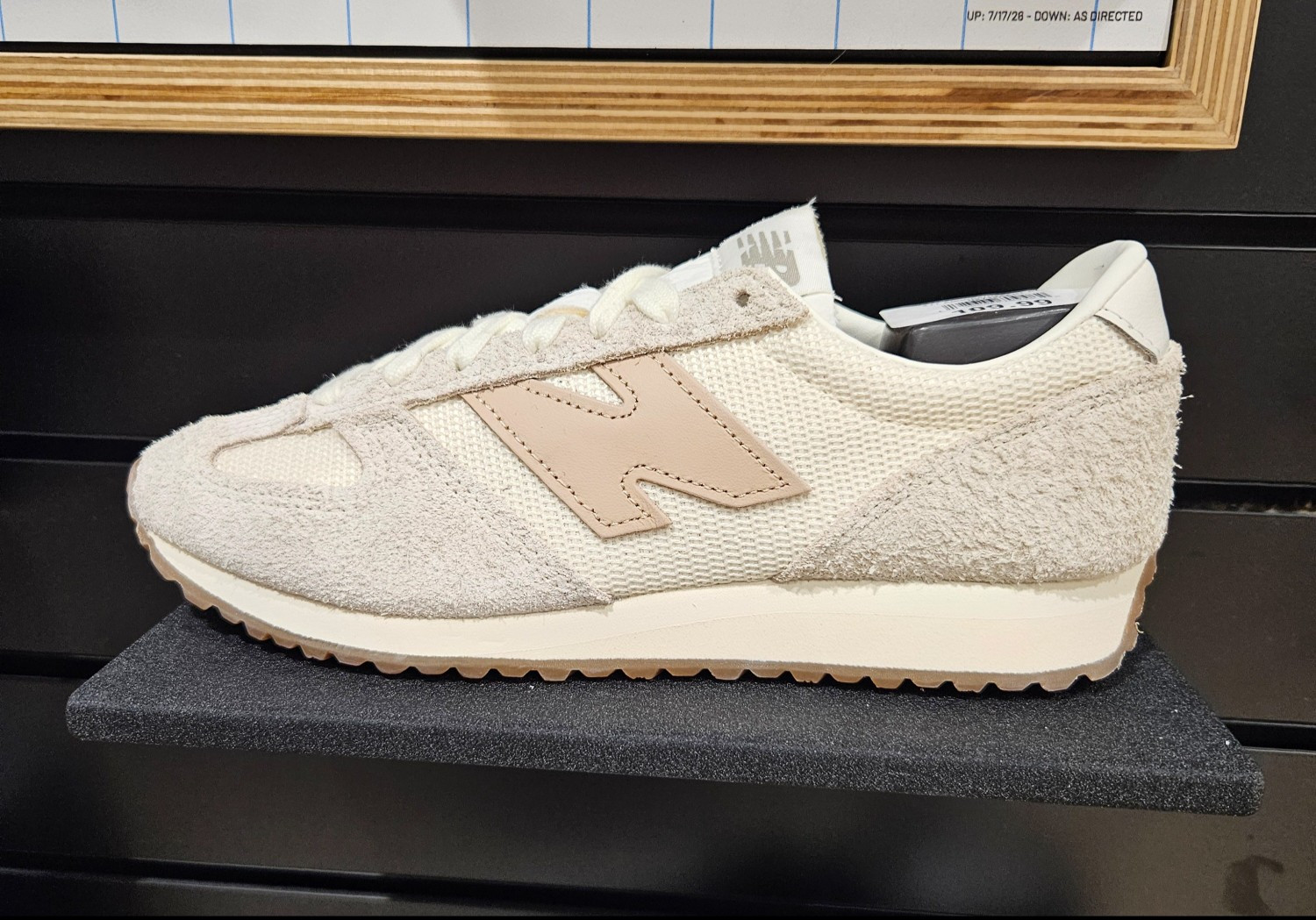 The New Balance 471s in angora desert clay are the cutest sneakers for fall and winter. 🤎🍂 I love the warm, earthy neutral tones that pair perfectly with just about everything in your closet. They’re the kind of sneakers that make even the simplest outfit feel effortlessly put together, think straight-leg denim, cozy knit sweaters, leggings, long coats, and your favorite everyday basics. They have that perfect vintage-inspired, sporty look while still feeling chic and versatile enough for everyday wear. If you’re looking for a neutral sneaker that will carry you through the cooler months and go with all your fall and winter outfits, these are such a good find!