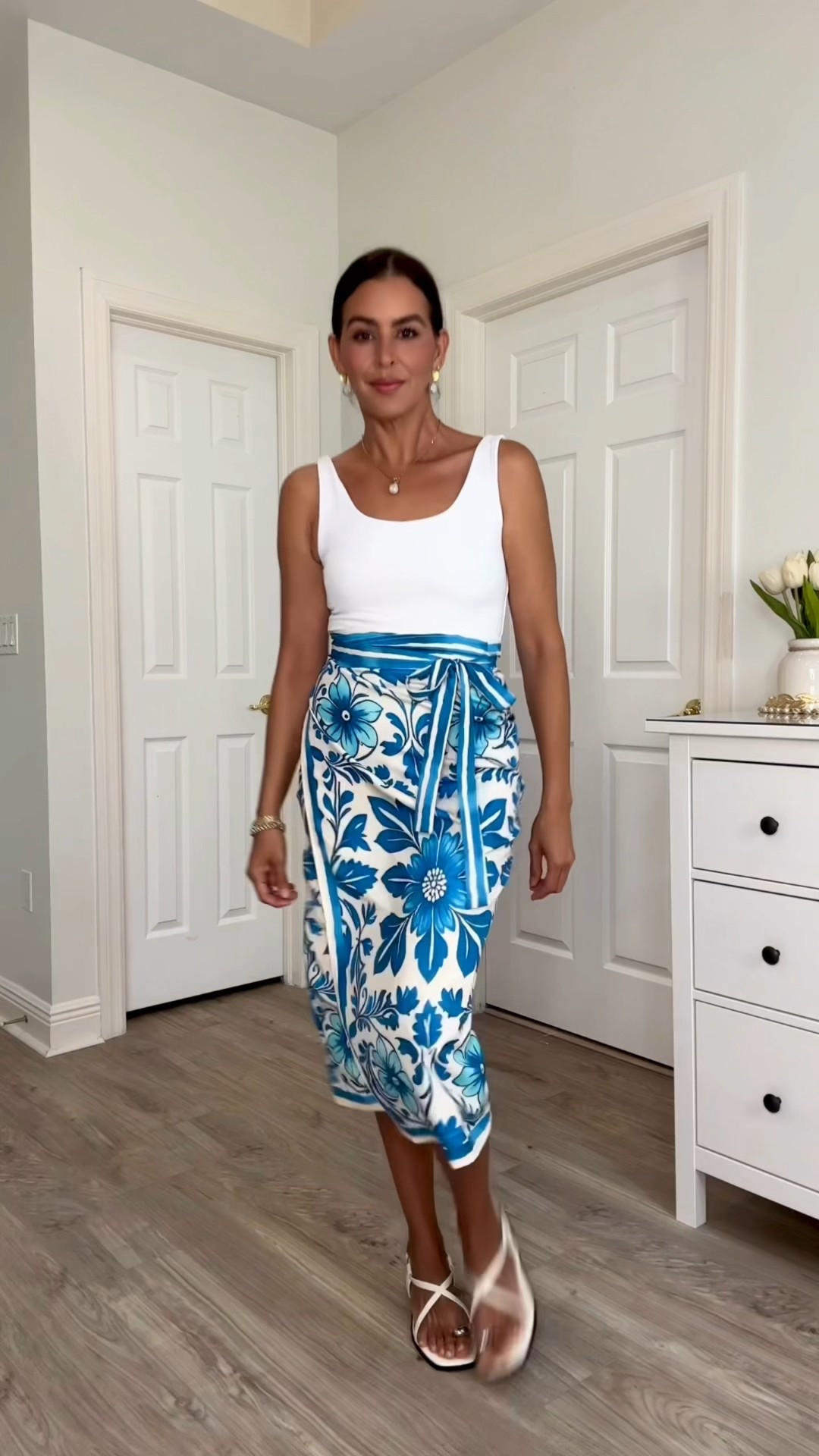 Size L I. The skirt to have enough fabric to wrap around as a dress. A size M should have been enough. Size S in all dresses and sets. 
. #LTKFindsUnder100

#LTKootd #LTKSeasonal #LTKTravel