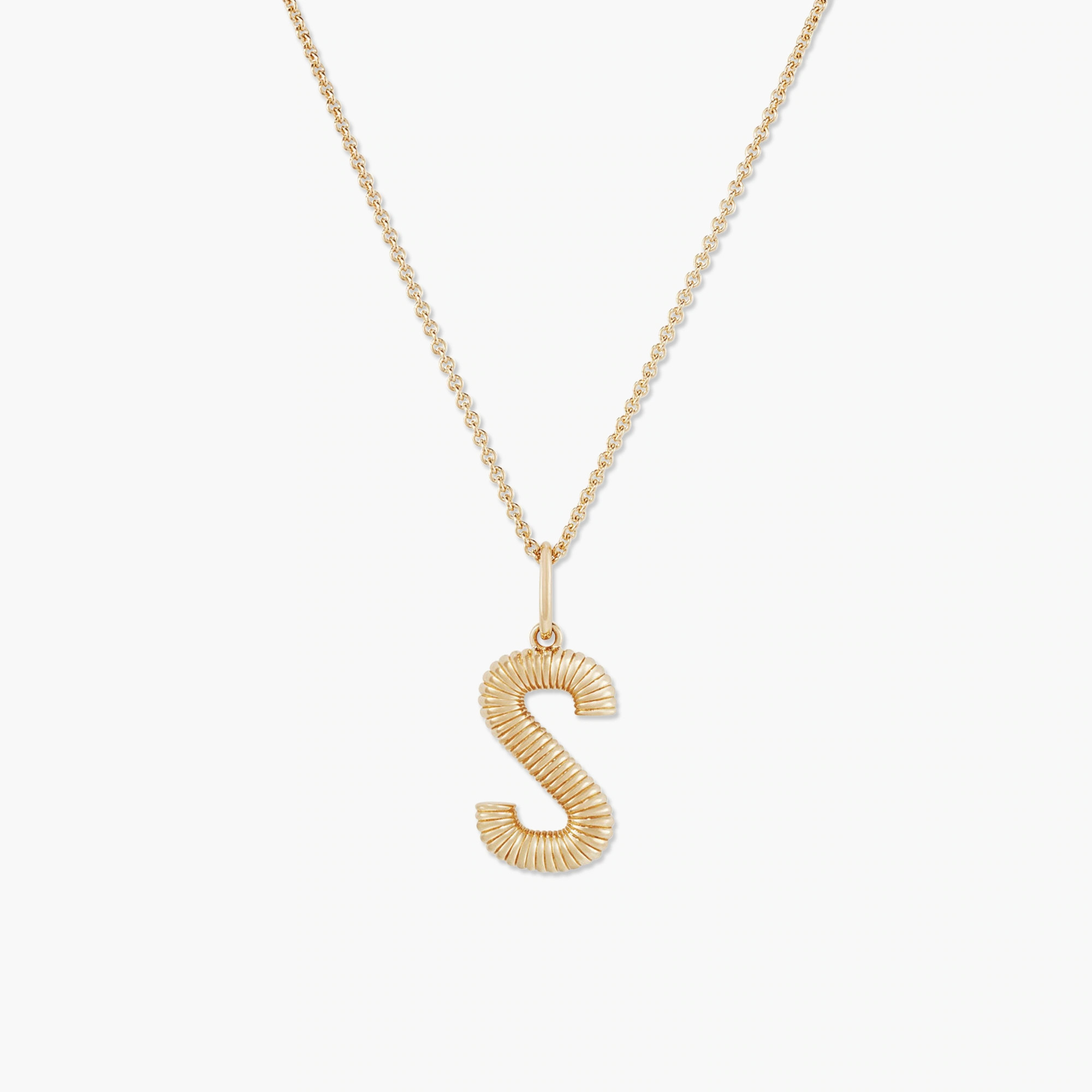 Gold Vermeil Bold Letter Pendant Necklace - Custom Personalized Jewelry | Mejuri | Mejuri Fine Crew