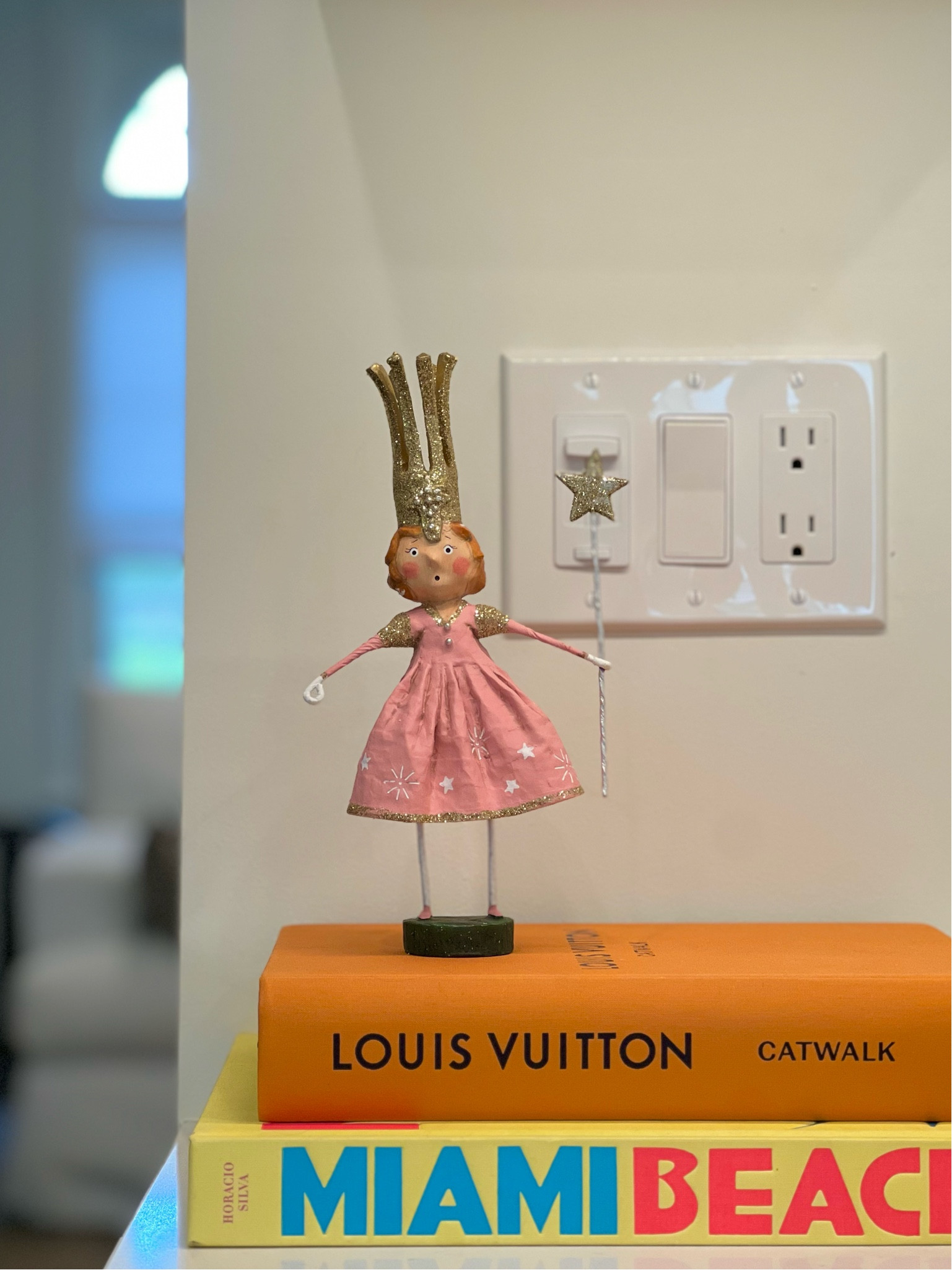 LORI MITCHELL GALINDA FIGURINE 🫧

#LTKHome #LTKStyleTip #LTKHalloween