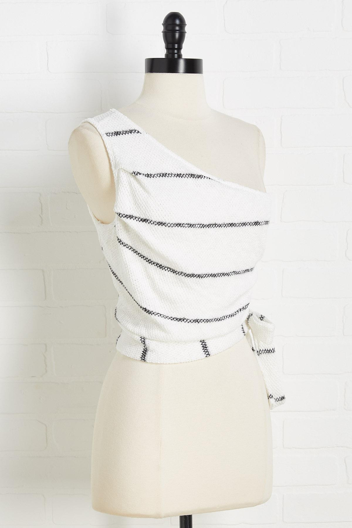 on a side note top | Versona