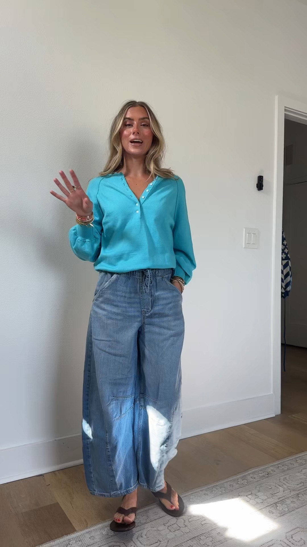 everyone would love these jeans they have a trendy cut with the horseshoe leg but the waist is a tie so it’s elastic and adjustable plus the perfect comfortable fit🤗 5’4/24 in my LTK. 

#gap #gapjeans #horseshoejeans #jeans #comfortablejeans @Gap

#LTKootd #LTKSaleAlert #LTKdayinmylife
