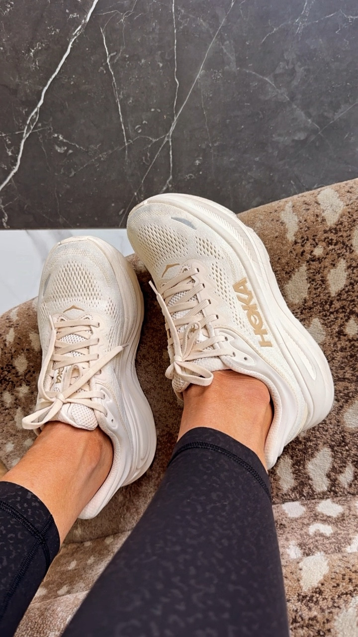 The sneakers I work out in every day! 10/10 recommend! 💯💯💯