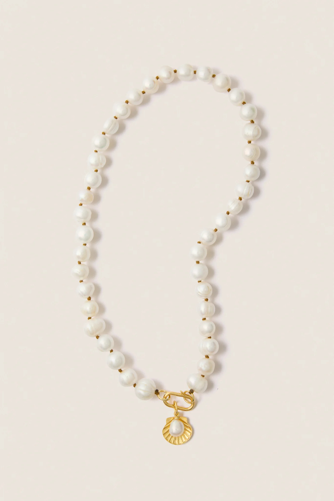 Exclusive Pearl Necklace with Scallop and Pearl Charm | Tuckernuck (US)