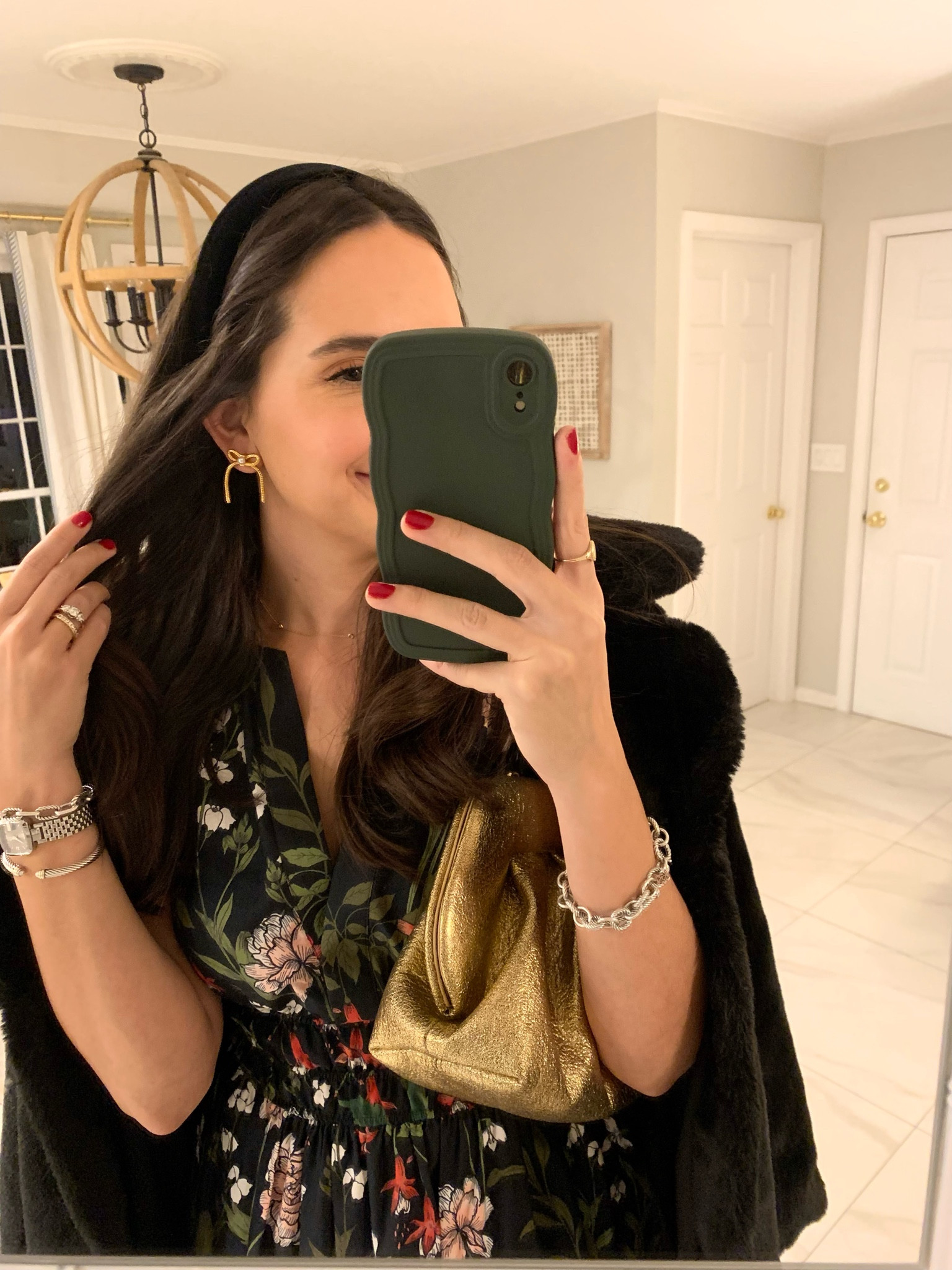 ootn ✨ earrings handbag dress heels headband 

Bag & earrings can be found on RTR, dress can be found on Nuuly

#LTKshoecrush #LTKstyletip