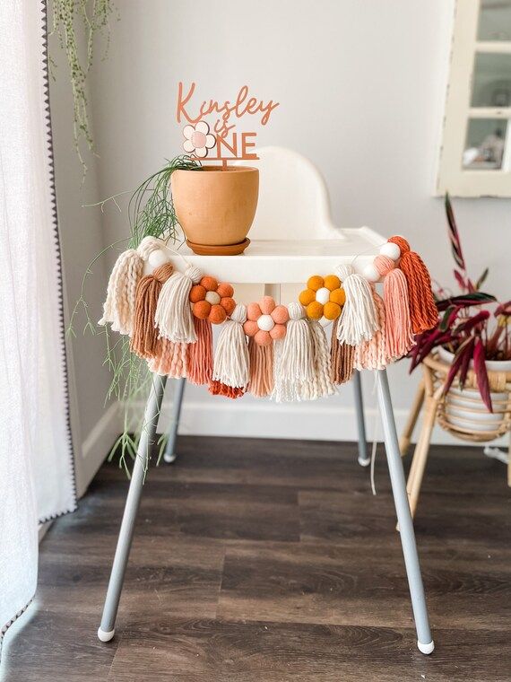 Daisy Tassel High Chair Garland- Rust/Peach/Cream | Etsy (US)