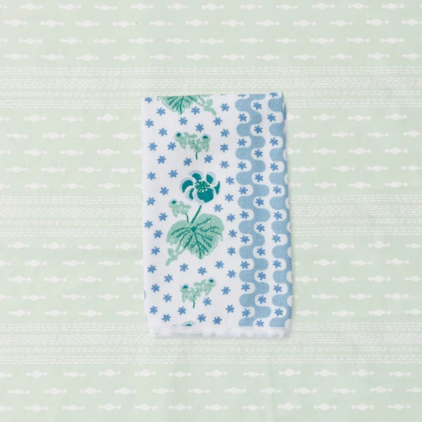 Powder Bath Towel | Weezie Towels