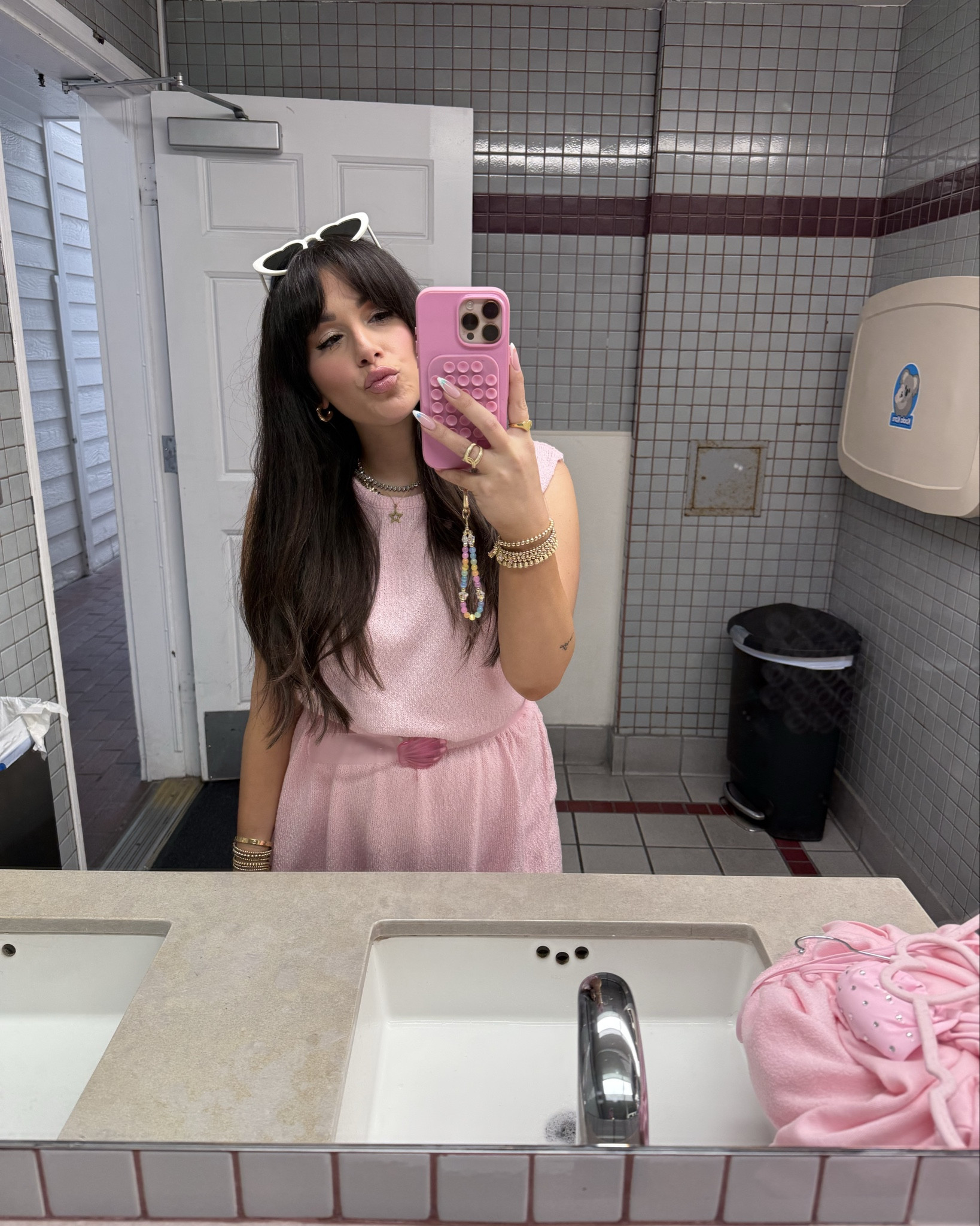 scl x p&b photo shoot look 📸🐚⭐️

🩷 pink shell belt is mother denim + currently sold out

#LTKStyleTip #LTKBeauty #LTKItBag