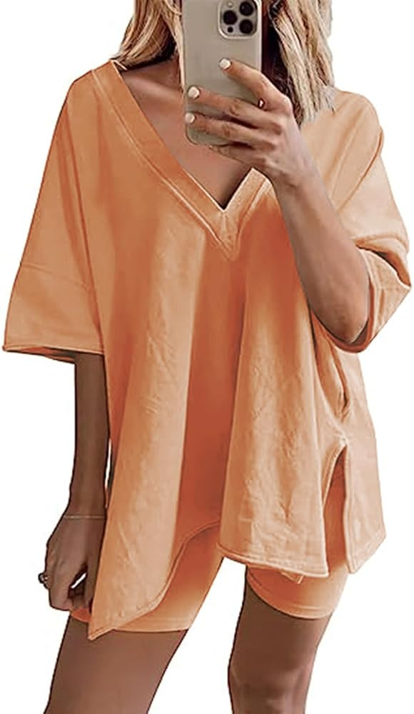 Czanzd Women's Oversized 2 Piece Outfits V Neck T-Shirts Biker Shorts Tracksuit Hot Shot Reversib... | Amazon (US)