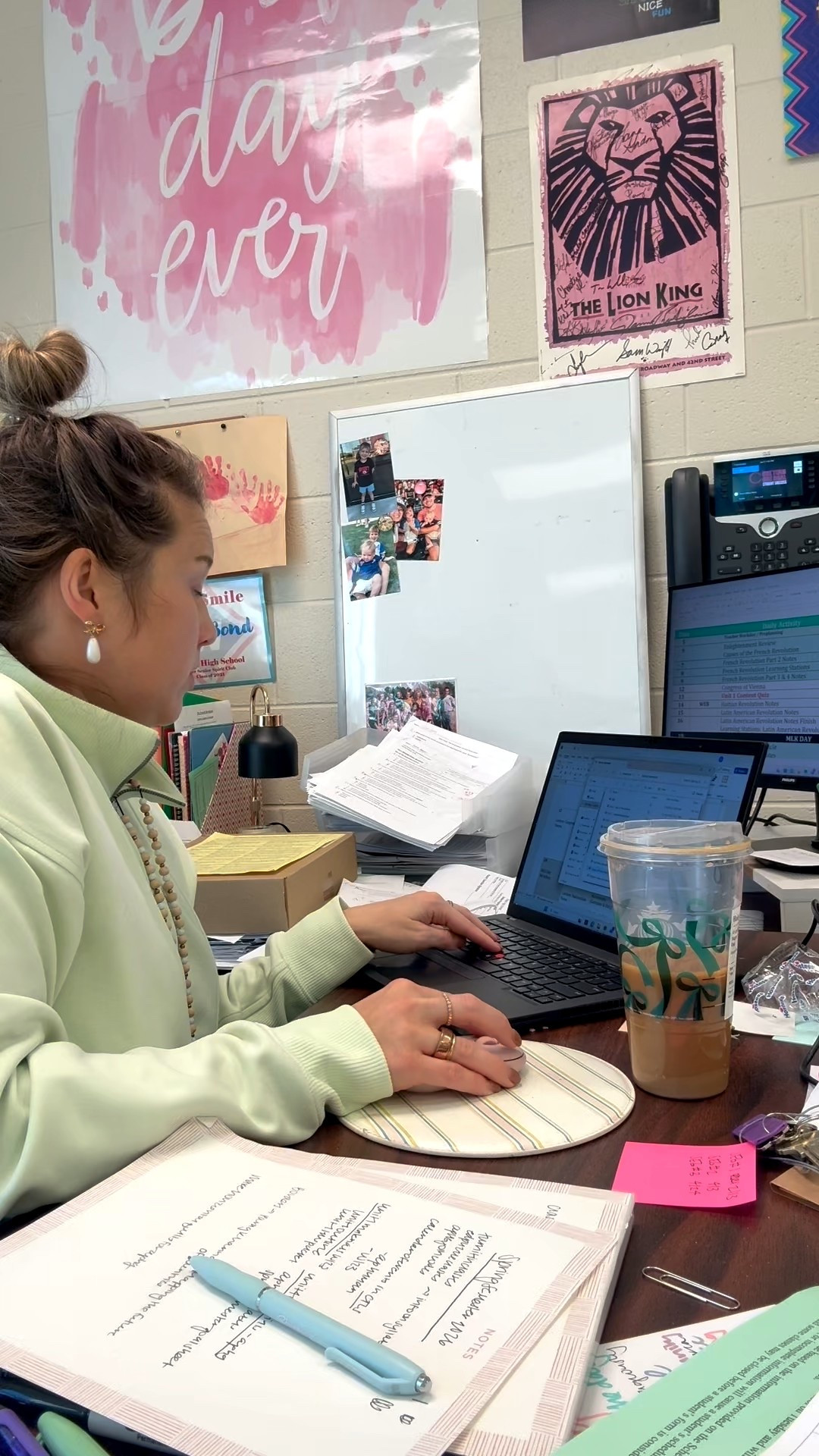 Preplanning vlog - come spend the day with me as I get my classroom ready for spring semester! 

#LTKdayinmylife