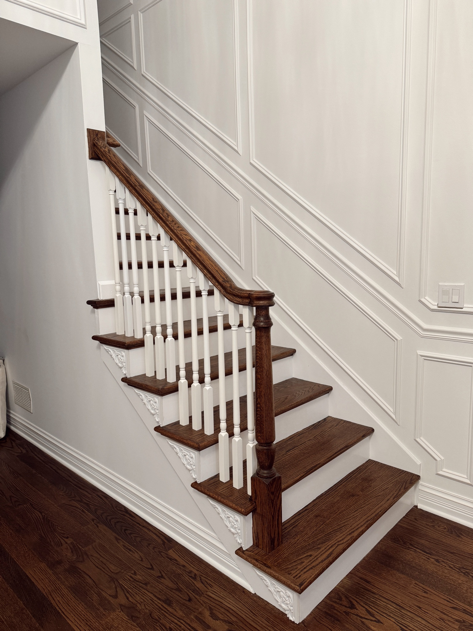 Love these stair brackets!

#LTKHome