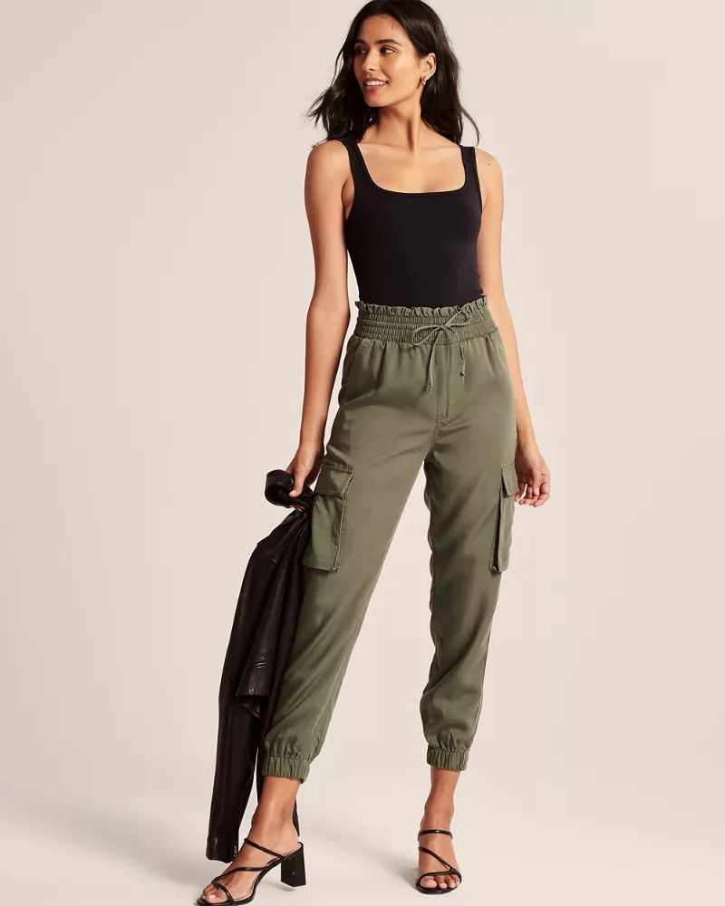 Cargo Joggers | Abercrombie & Fitch US & UK