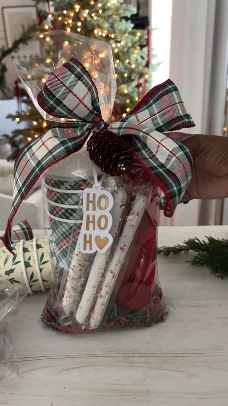 DIY Hostess gift for Thanksgiving or Christmas! 

#target #crafty #homemadegifts #diygifts Hostess Gifts 


#LTKhome #LTKHoliday #LTKGiftGuide