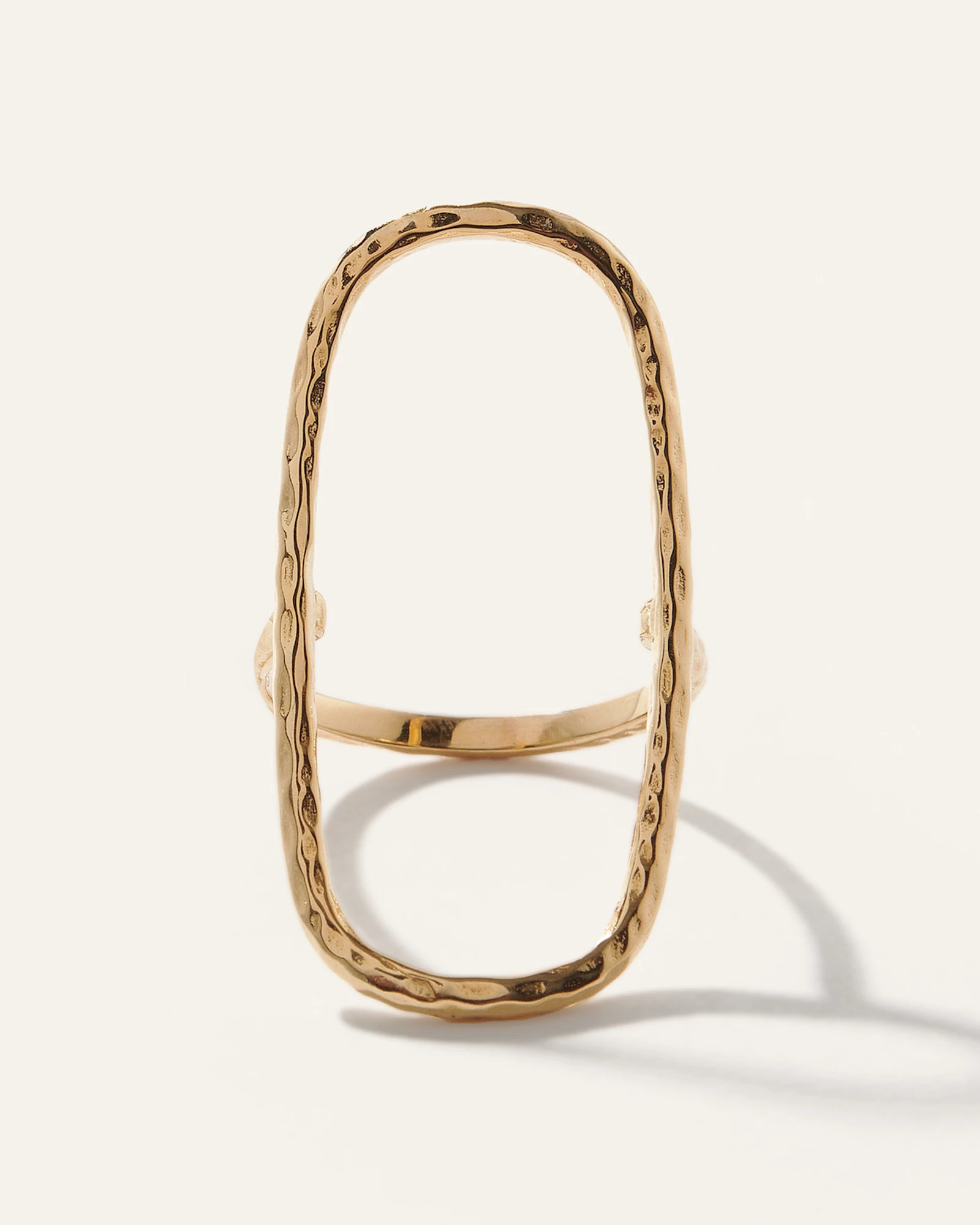 Bold Oval Hammered Ring | Quince