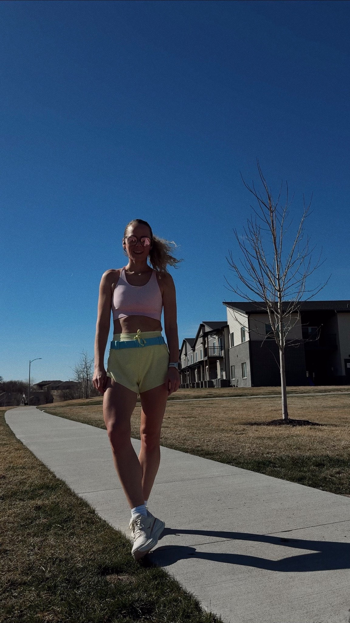 Spring running outfit for warm days 🌸
Light pink sports bra styled with running shorts and a lightweight belt bag.
Perfect outfit for warm weather runs, spring training, and outdoor workouts.
Breathable, comfortable, and ideal for sunny runs.

spring running outfit, summer running outfit, running outfit women, sports bra running outfit, running shorts outfit, warm weather running outfit, outdoor running outfit, women running clothes, athleisure running look, hot weather running outfit


#LTKdayinmylife #LTKSeasonal #LTKActive