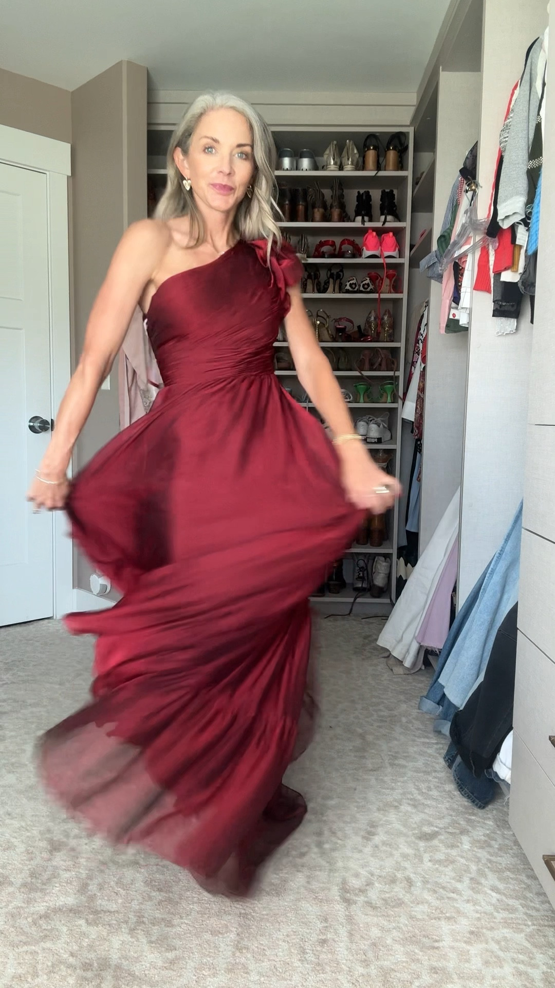 🥁 Drumroll, please… the moment we’ve all been waiting for! I finally found time to try on the mother-of-the-bride dresses you’ve all been suggesting—and yes, I started with the fan favorite 💃

First up is the most-requested: full, flowy, and totally twirl-worthy. The second is my favorite color and gives a little one-shoulder glam (even though I swore I wasn’t doing that again 😅). And the third? Let’s just say it’s a hard no—but it gave me a good laugh and reminded me not every dress is meant to be the one 😂

I need your help—swipe through and vote in the poll! Which one should make it to the next round? 👗✨

#motherofthebride #dressshopping #weddingstyle #macduggal #flowydress #formalwear #fashionover40 #momstyle #weddingready #weddingseason #sayyestothedress #tryonhaul #momlifebelike #stylejourney #fittingszn

#LTKOver40 #LTKStyleTip #LTKWedding