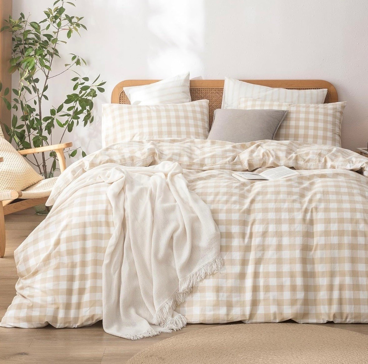 Bed + Bath Co. Collection 💤☁️🛁🫧

Soft washed cotton textures and cozy neutral tones inspired by slow mornings and beautifully layered bedrooms.

Bedding set. Duvet cover set. Bedroom decor. Neutral home decor. Cozy home decor. Bed sheets. Modern organic decor. Home styling. Minimalist decor. Luxury bedding. Grid bedding. Bedroom refresh.

Shop the collection.

#LTKSeasonal #LTKHome #LTKU