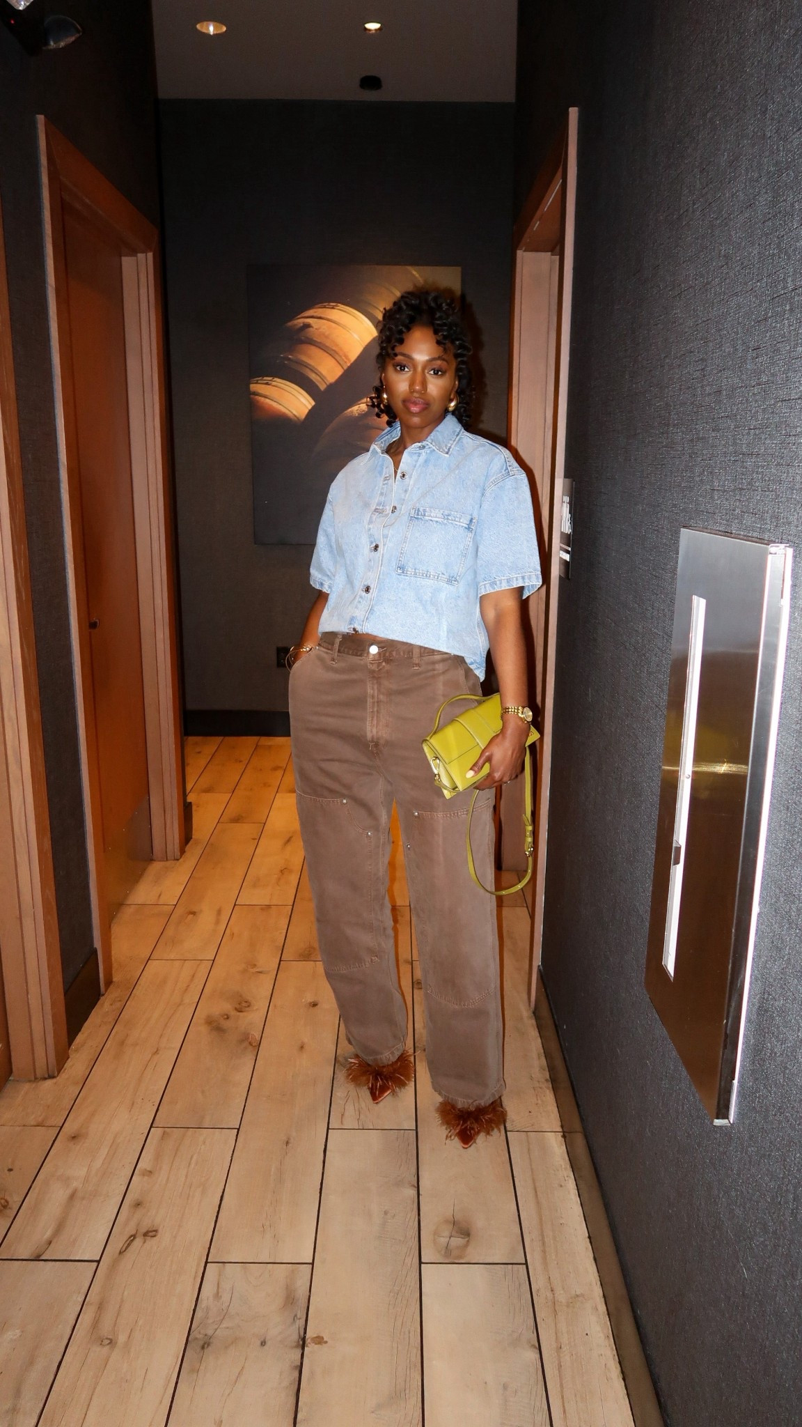 Wearing 36x32 in pants for a baggier fit 