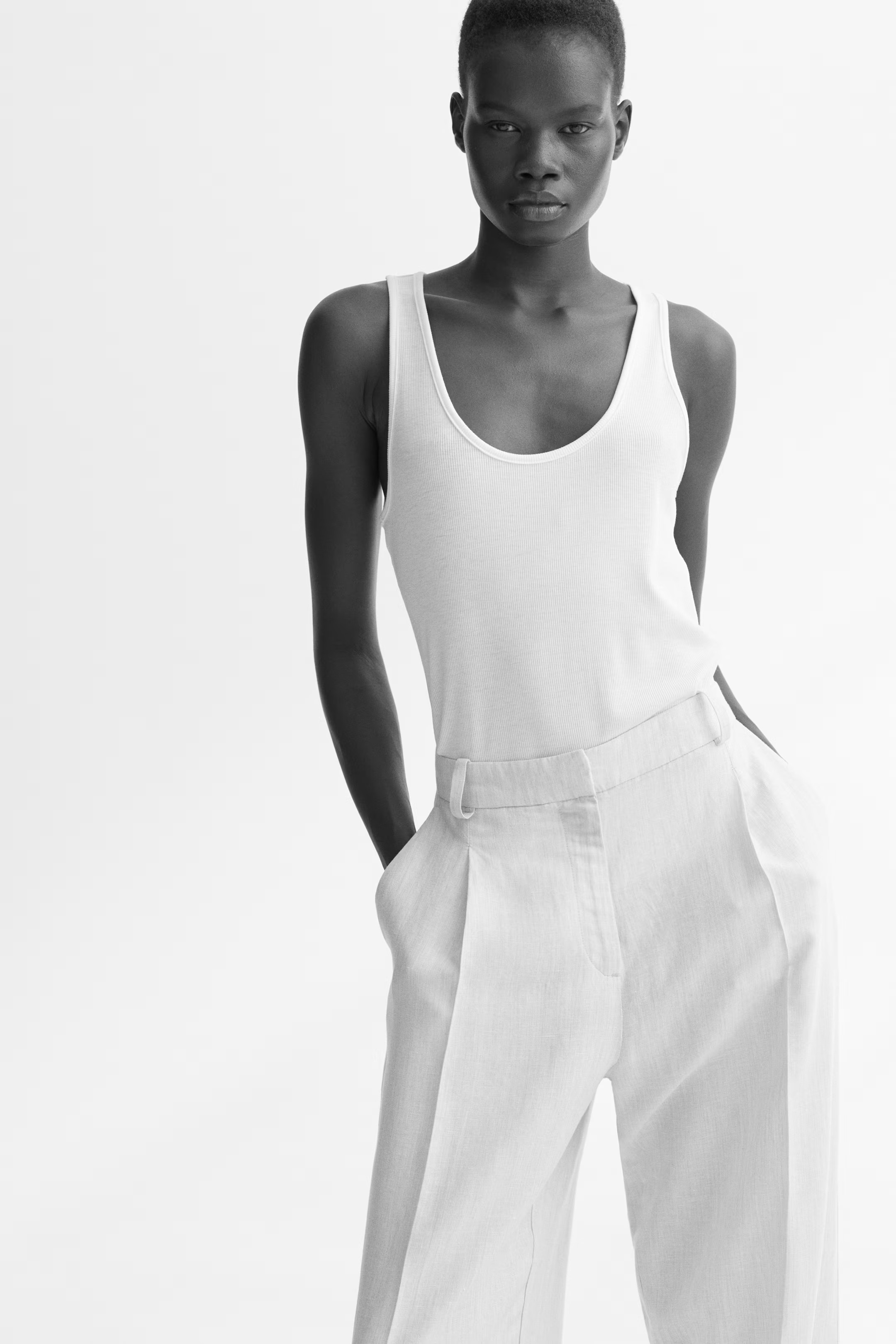 Weite Hose aus Leinenmix | H&M (DE, AT, CH, NL, FI)