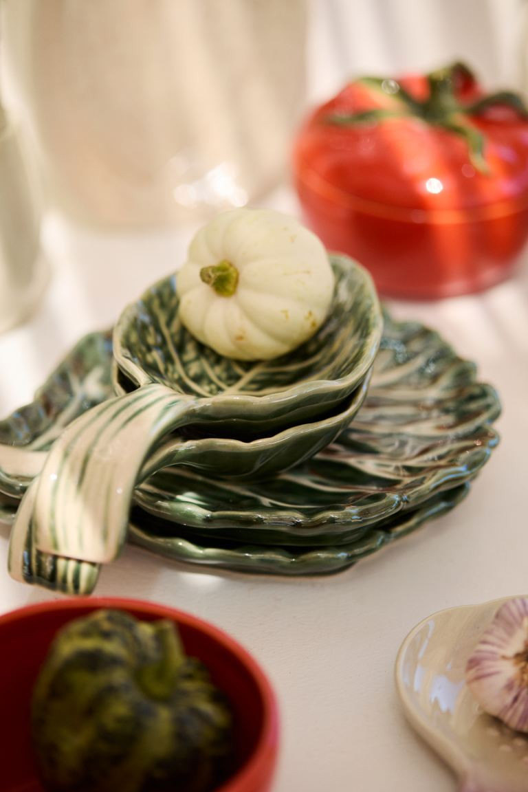 Pak-choi-shaped Spoon Rest | H&M (US + CA)