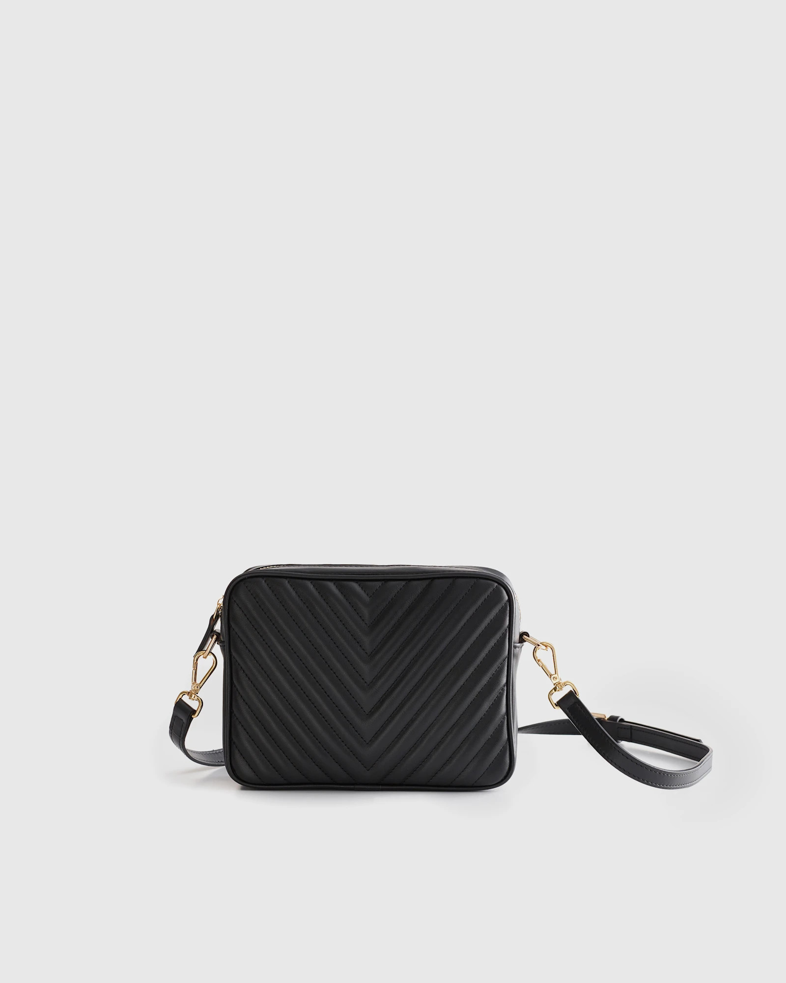 Quince | Women's Gemma Quilted Crossbody in Cognac, Italian Leather | Quince