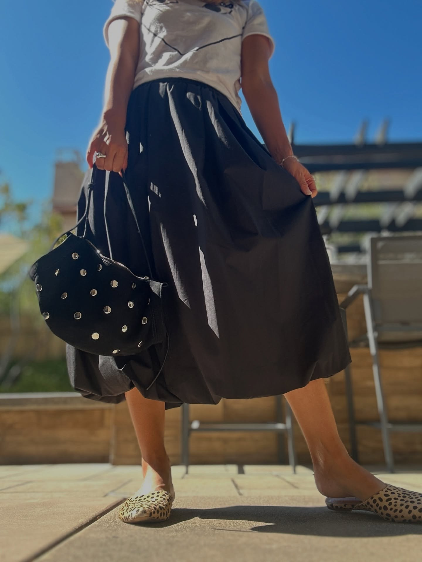 When the song title becomes the vibe…Loving every sunny second🫶
I’m so grateful for you, San Diego💙

Link in bio and story
Comment SHOP for a direct link

#styleblogger #ootd #bluesky #sandiego #sandiegoliving #outfitinspiration #style #sunny #fashionblogger #カリフォルニア #アメリカ生活 #japanesebrands #プチプラ

#LTKStyleTip #LTKShoeCrush #LTKItBag