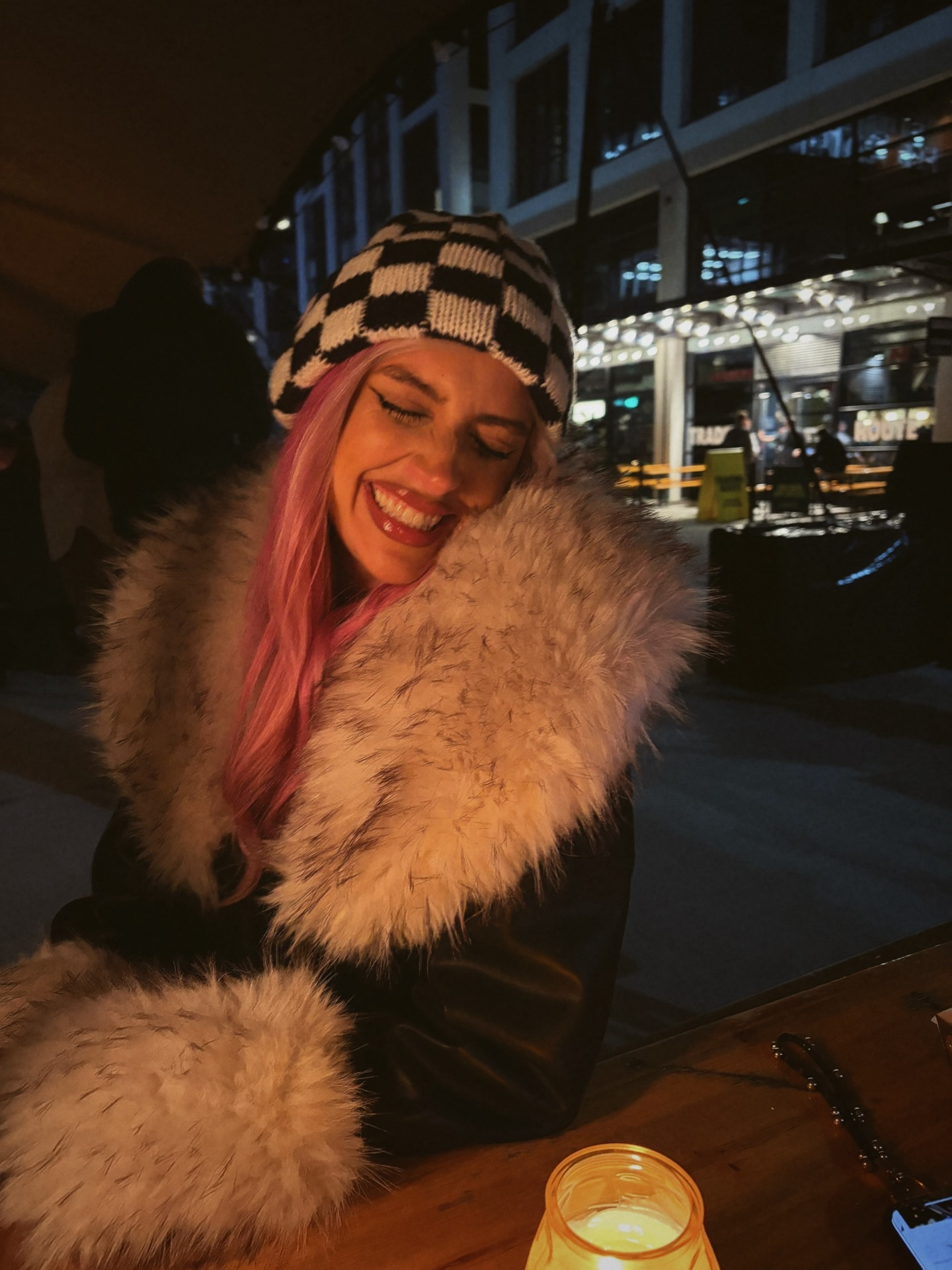 Move over Christmas markets, the @grubmcr festive experience is here at @stjohnsmcr ✨🎄 the food here is next level (and all independent!!), plus there’s flaming mulled wine, a huge tent and plenty of fires 👌 I must go back and have the entire @another_hand_mcr menu asap! Plus @stablestavern is a new fave cosy pub 🍺🔥 would so recommend this if you’re in Manchester and want to avoid the horror that is market street at Christmas 🥲
.
.
.
.
.
.
.
.
.
.
.
.
.
#christmasmarket #manchester #thingstodoinmanchester #christmas #manchesterinfluencer #laurakatelucas