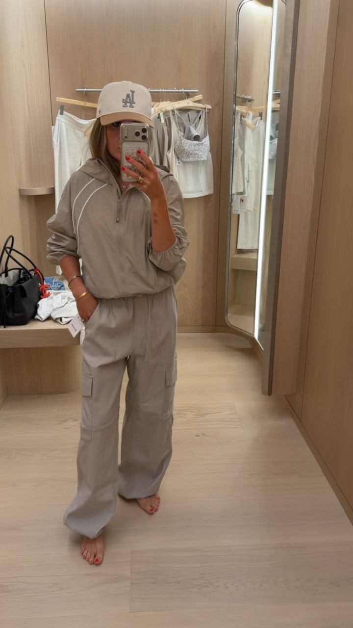 Cargo pants on sale! 

Lululemon, cargo pants, casual outfit, styling tip, school drop off, matching set

#LTKActive #LTKSaleAlert #LTKootd