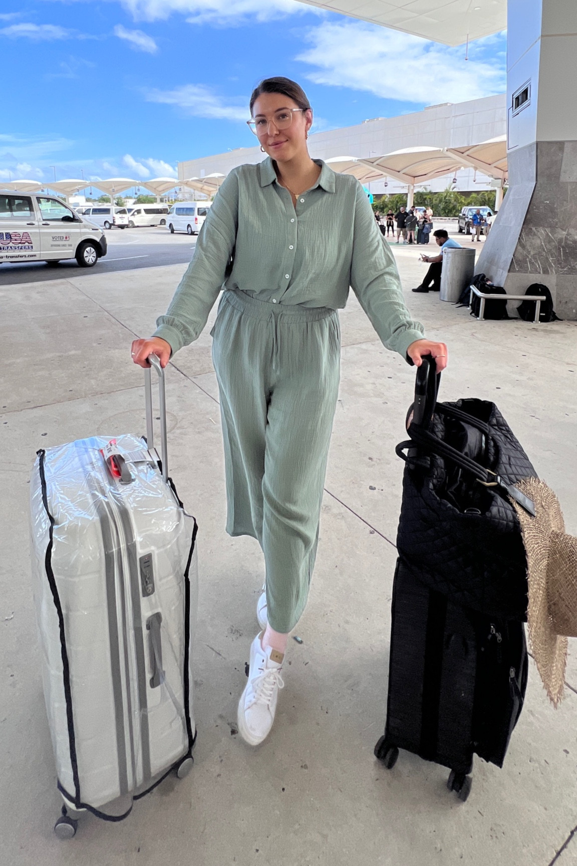 Amazon airport outfit idea perfect for warm destinations 


Amazon fashion | amazon midsize | amazon womens fashion | airport travel outfit | airport | airport outfit | airport travel outfit amazon | airport outfit amazon | airport outfit fall | airport look | airport travel 

#LTKstyletip #LTKU #LTKtravel
