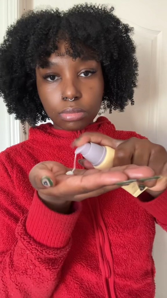 ✨ Tried the Haruharu Wonder Black Rice Essence + Daily SPF and wow… no white cast + my skin has never felt this smooth 😍
Non-irritating too, which is a miracle for my sensitive skin. Linked on my LTK so you can try!

#LTKsummer #LTKcanada #LTKbeauty