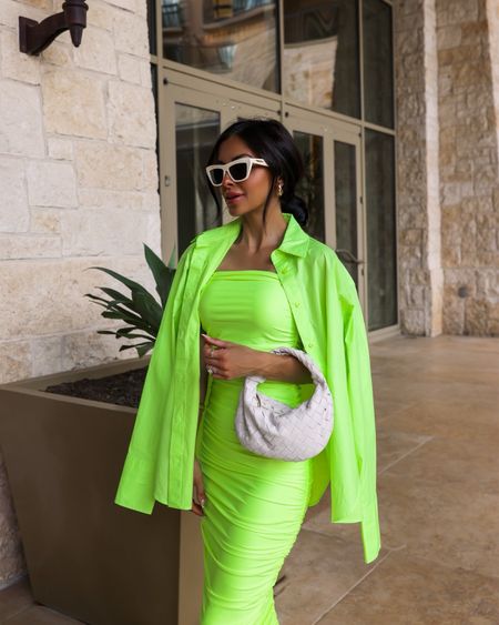 Summer travel outfit / summer outfit ideas
Lime green button up shirt
Good American lime green ruched dress 

#LTKStyleTip #LTKSaleAlert #LTKTravel